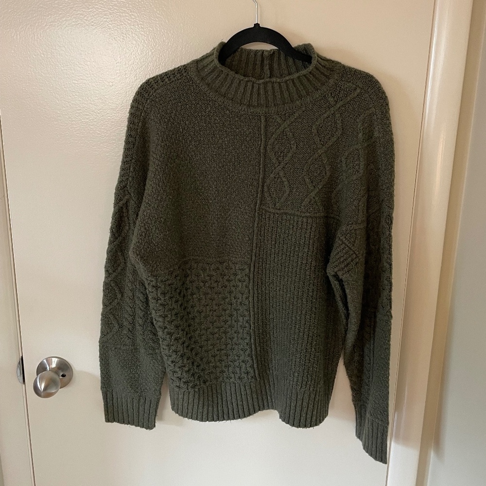 American Eagle Fisherman Knit Sweater